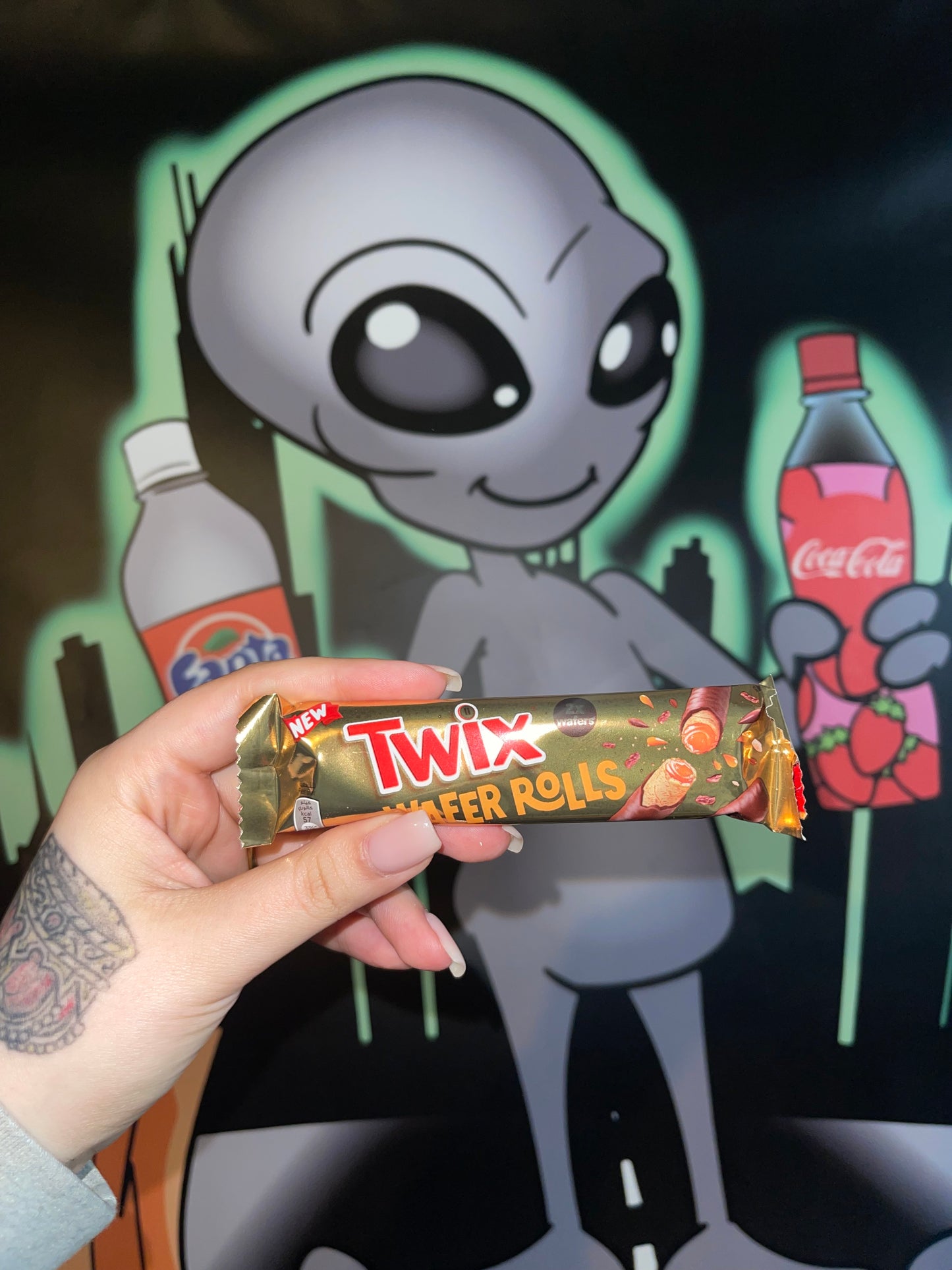 Twix Wafer Rolls