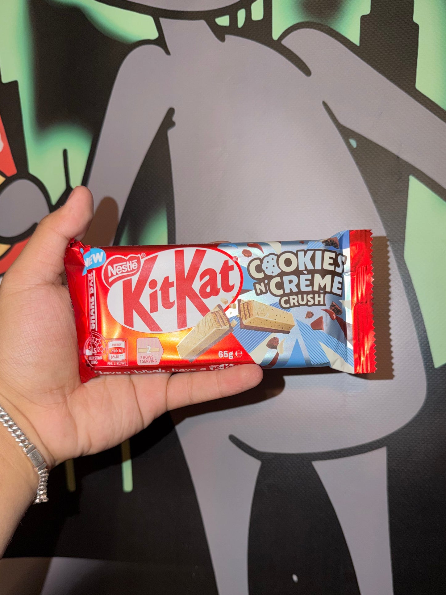 Kit Kat Cookies & Creme Crunch