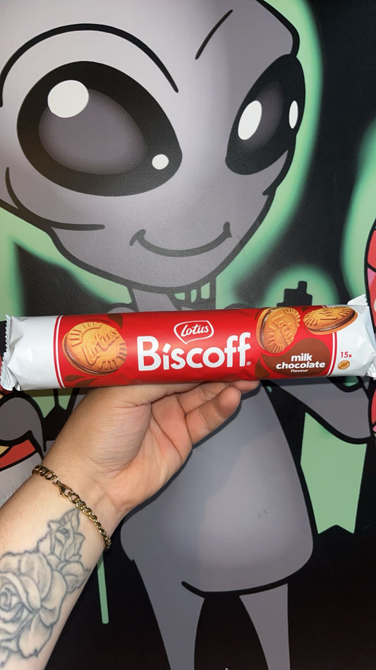 Lotus Biscoff Milk Chocolate Cookie Sandwich