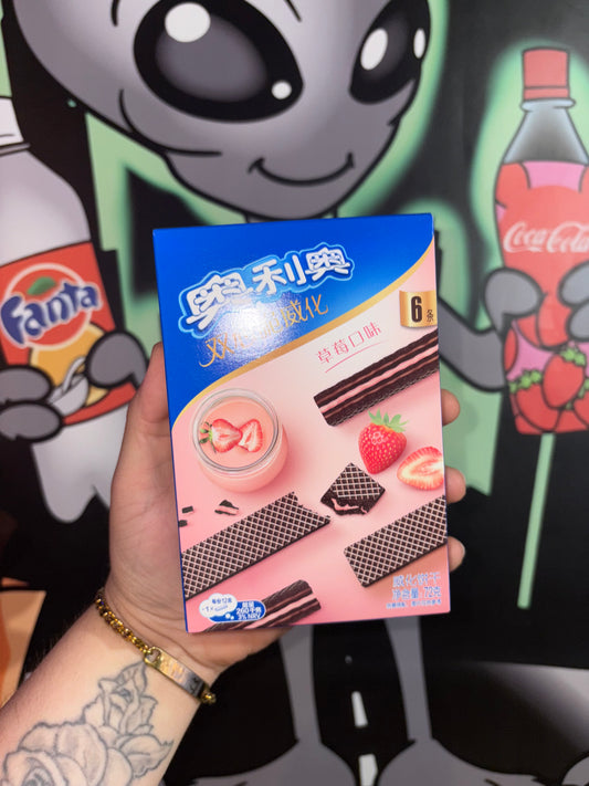 Oreo Strawberry Wafer Bars