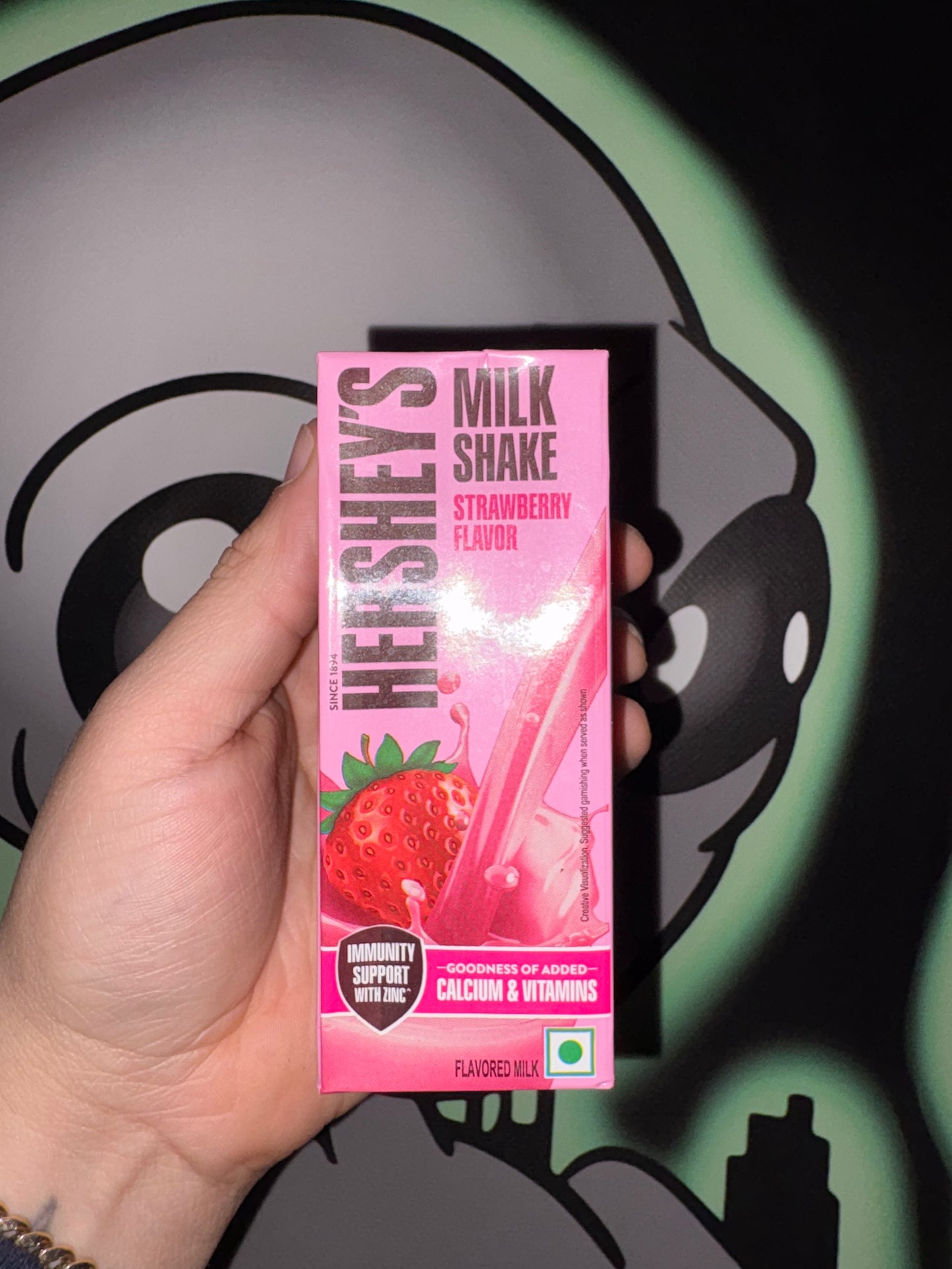 Hershey's Milk Shake  Strawberry